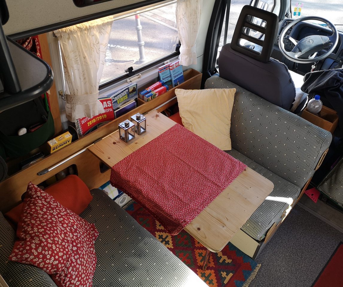 Wie bezieht man die Sitzbänke im Wohnmobil? - Camper Erlebnis